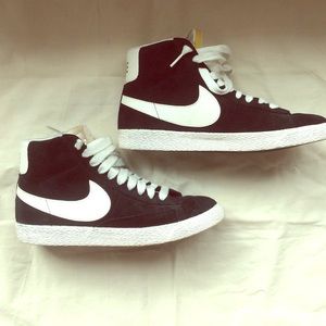 Nike Suede high tops - Black size 8